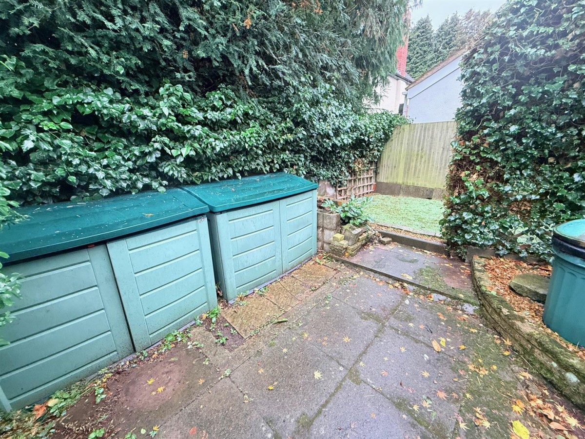 Vicarage Road, Wollaston, Stourbridge, DY8 4NP