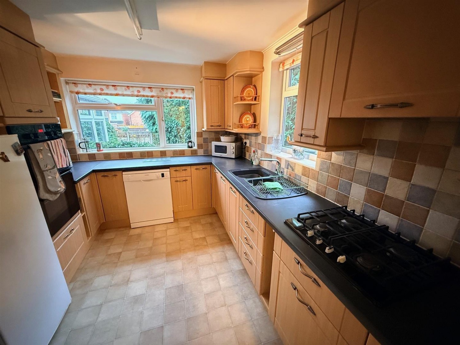 Vicarage Road, Wollaston, Stourbridge, DY8 4NP