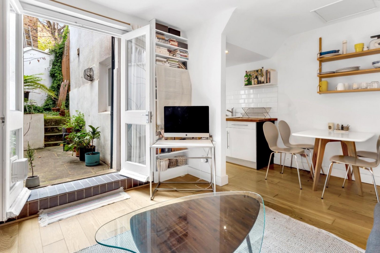 Londesborough Road, London, N16