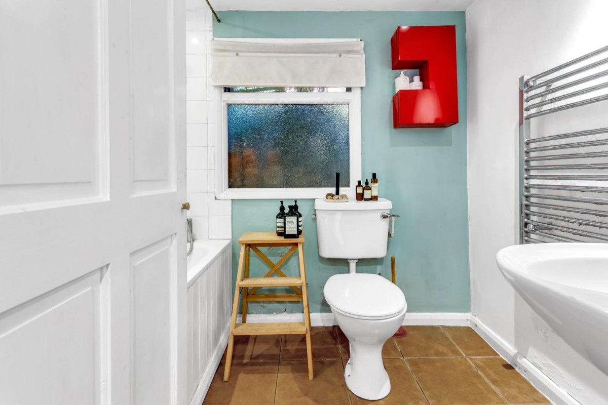 Londesborough Road, London, N16