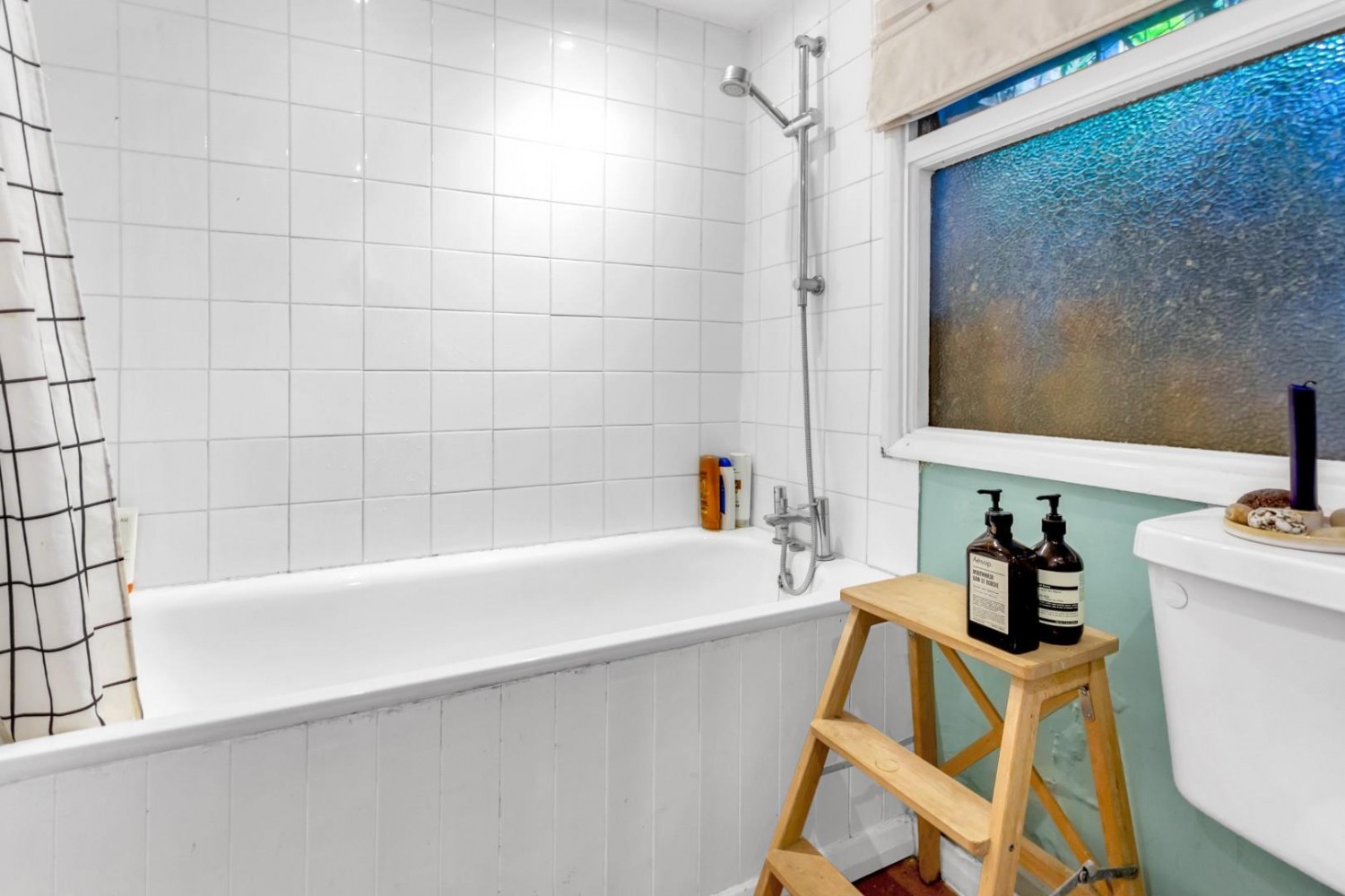 Londesborough Road, London, N16