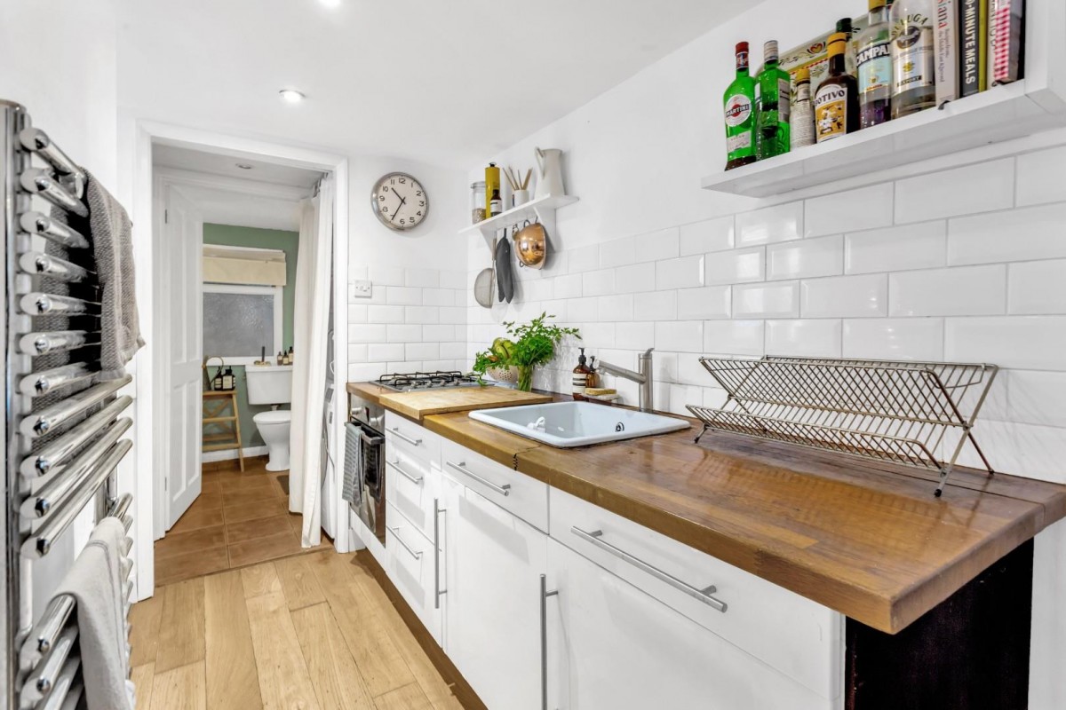 Londesborough Road, London, N16