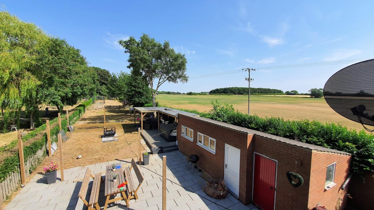 Flixborough Road, Burton-upon-Stather, Scunthorpe, Lincolnshire