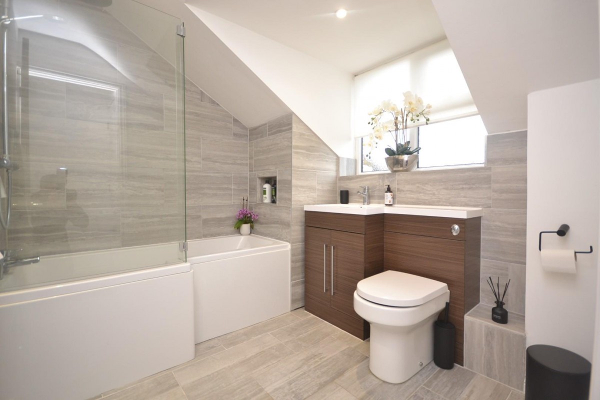 Notton Way, Lower Earley, Reading