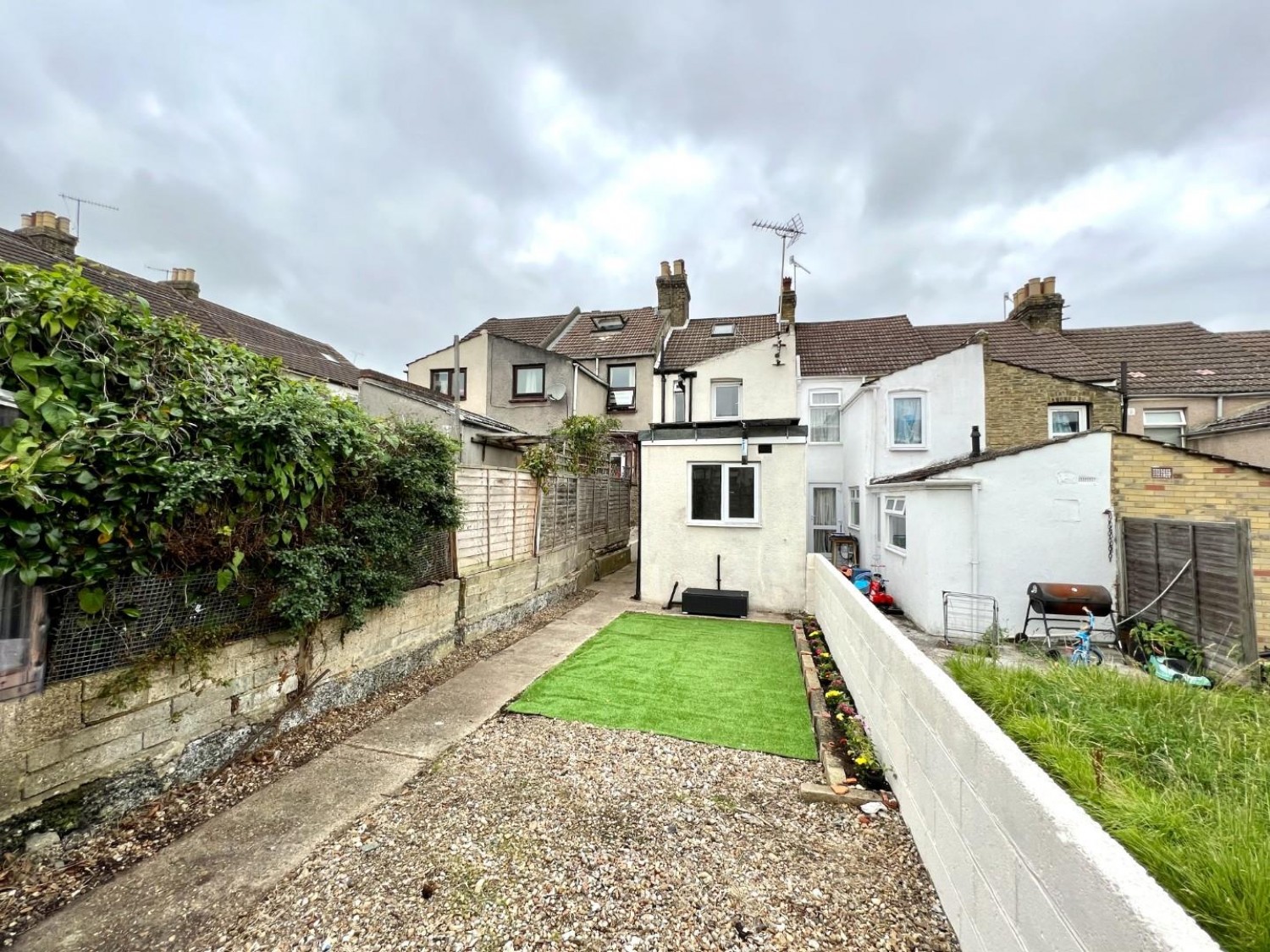 Albany Road, Chatham