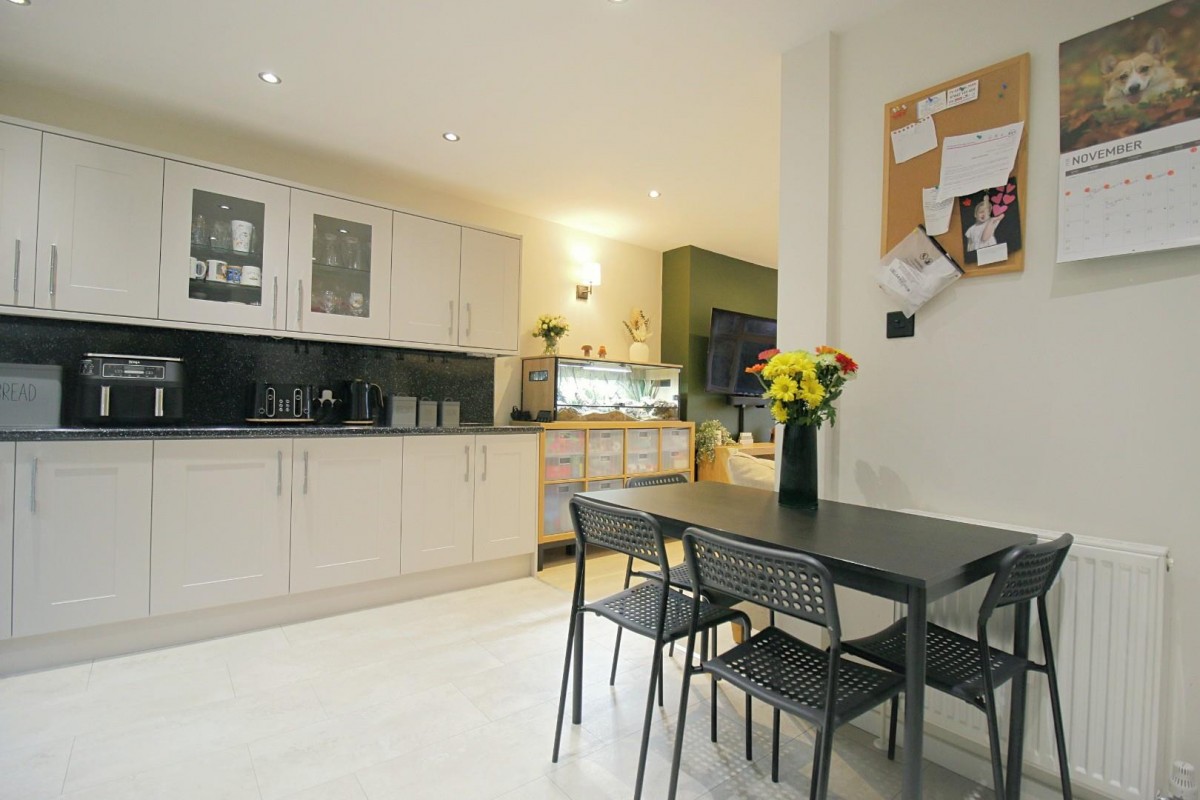 Sunnyside Road, Leeds