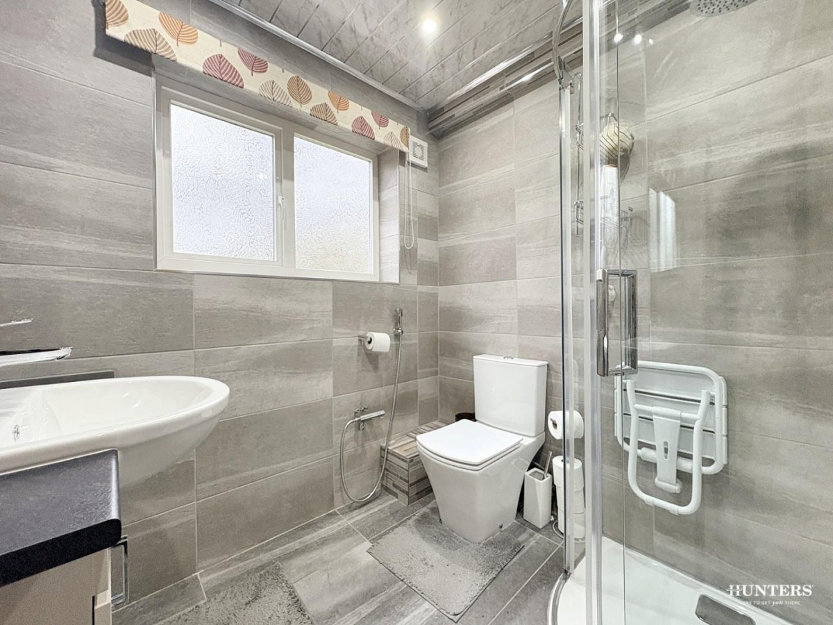 Henley Avenue, Dewsbury