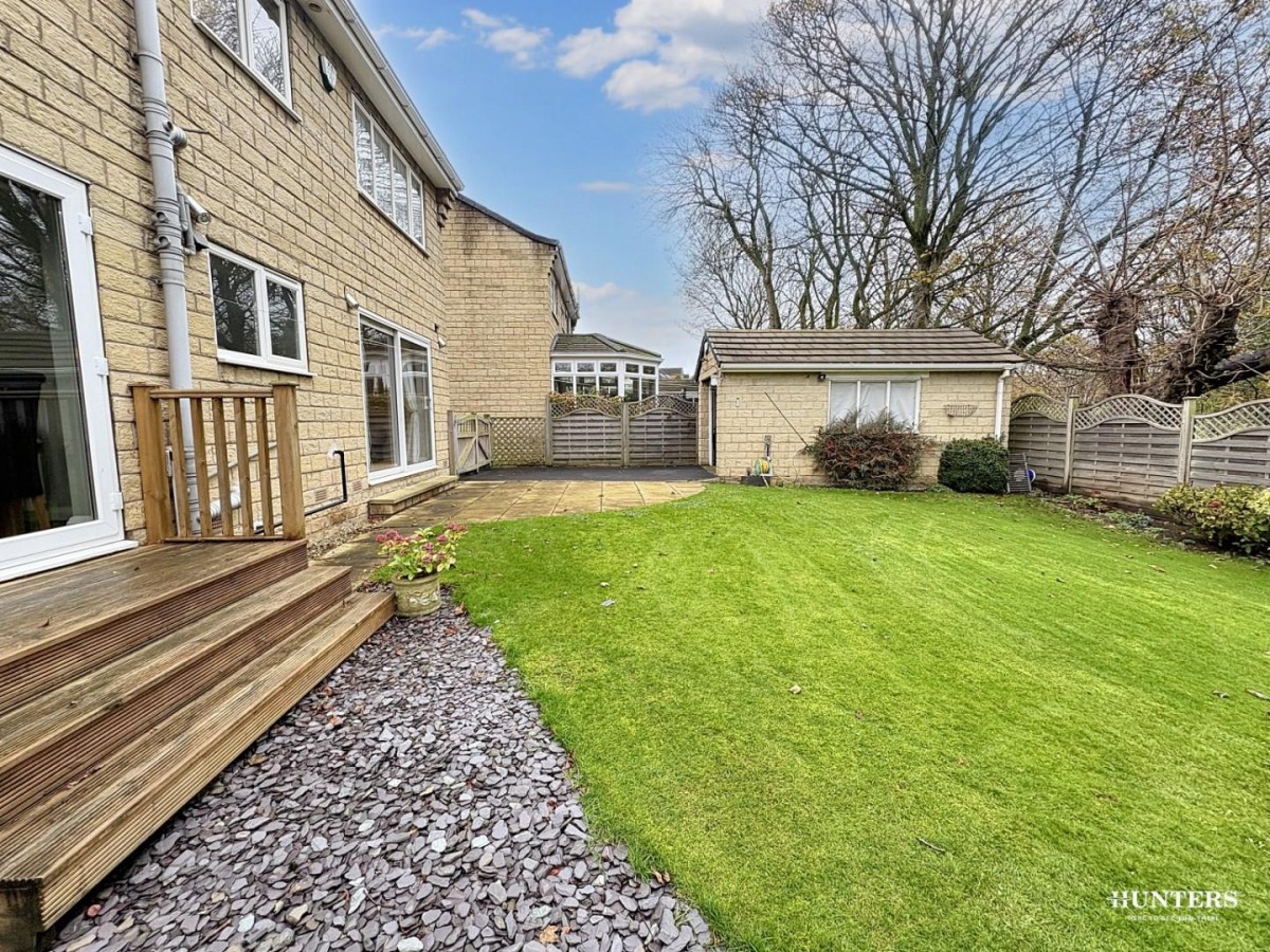 Henley Avenue, Dewsbury