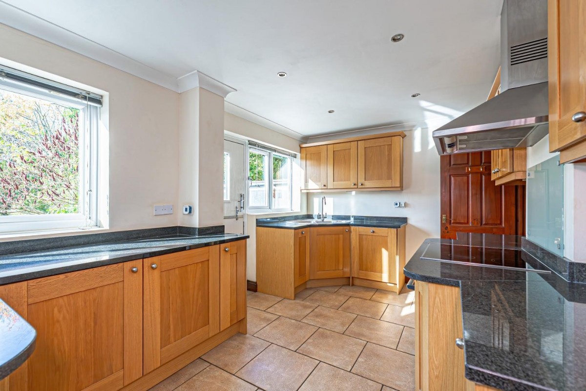 Vicarage Road, Marsworth