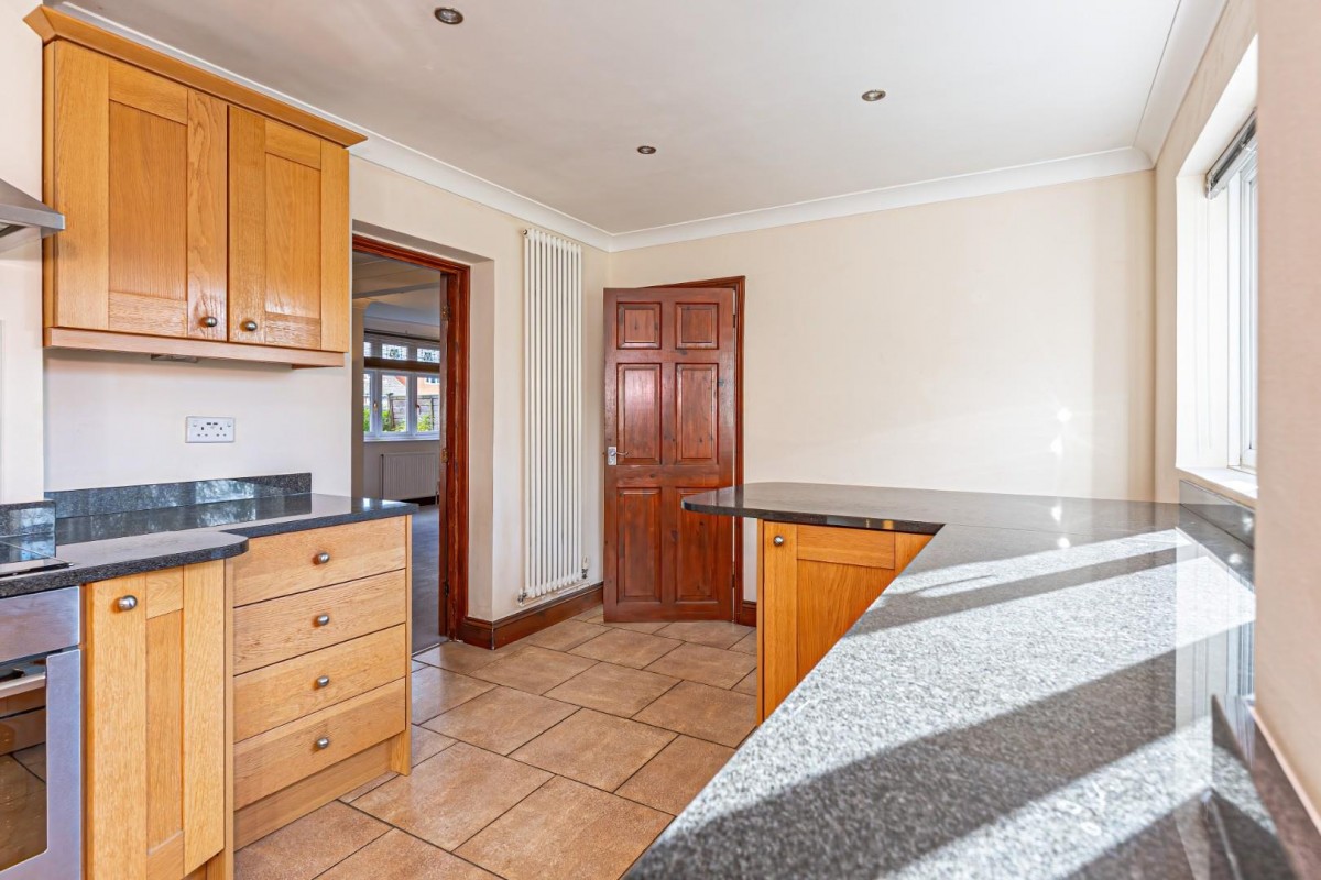 Vicarage Road, Marsworth