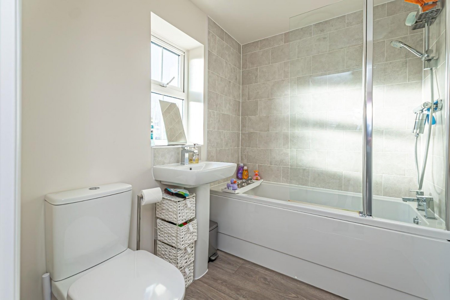 Wallis Drive, Leighton Buzzard