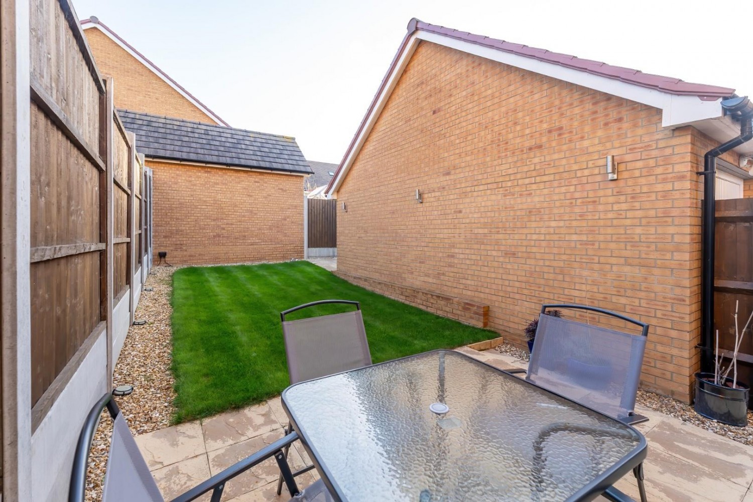 Wallis Drive, Leighton Buzzard