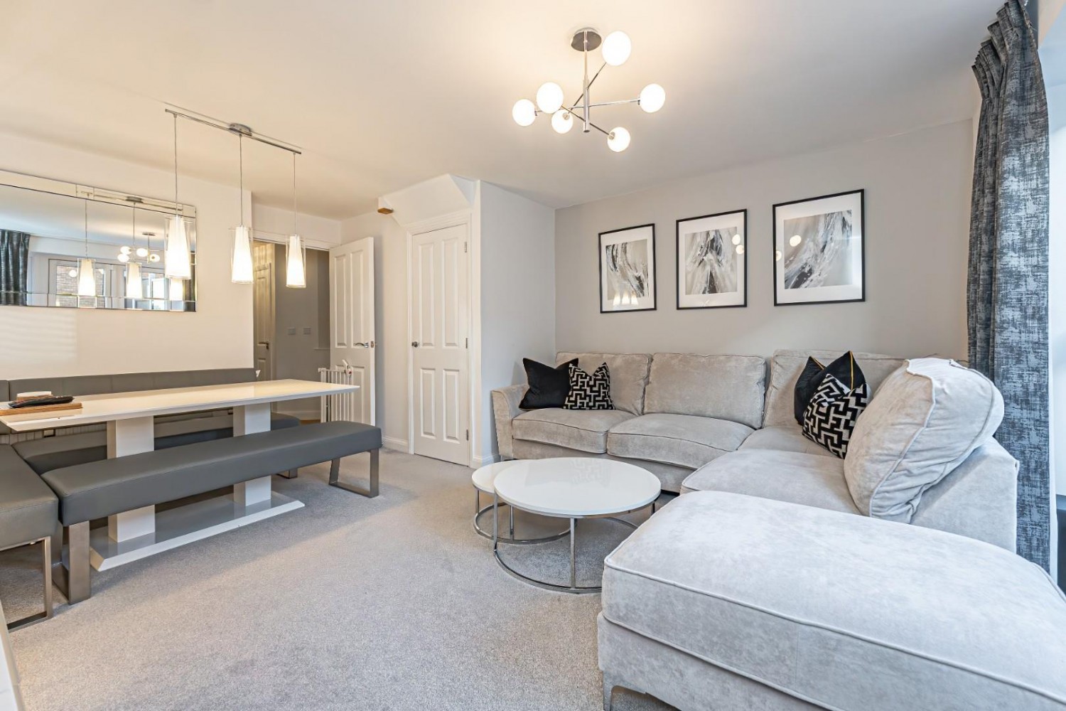 Wallis Drive, Leighton Buzzard