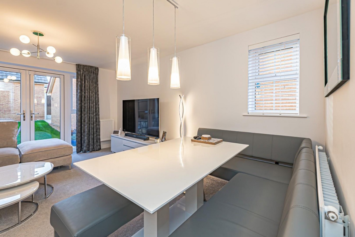 Wallis Drive, Leighton Buzzard