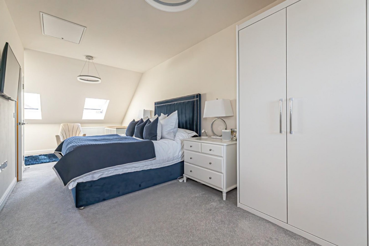 Wallis Drive, Leighton Buzzard