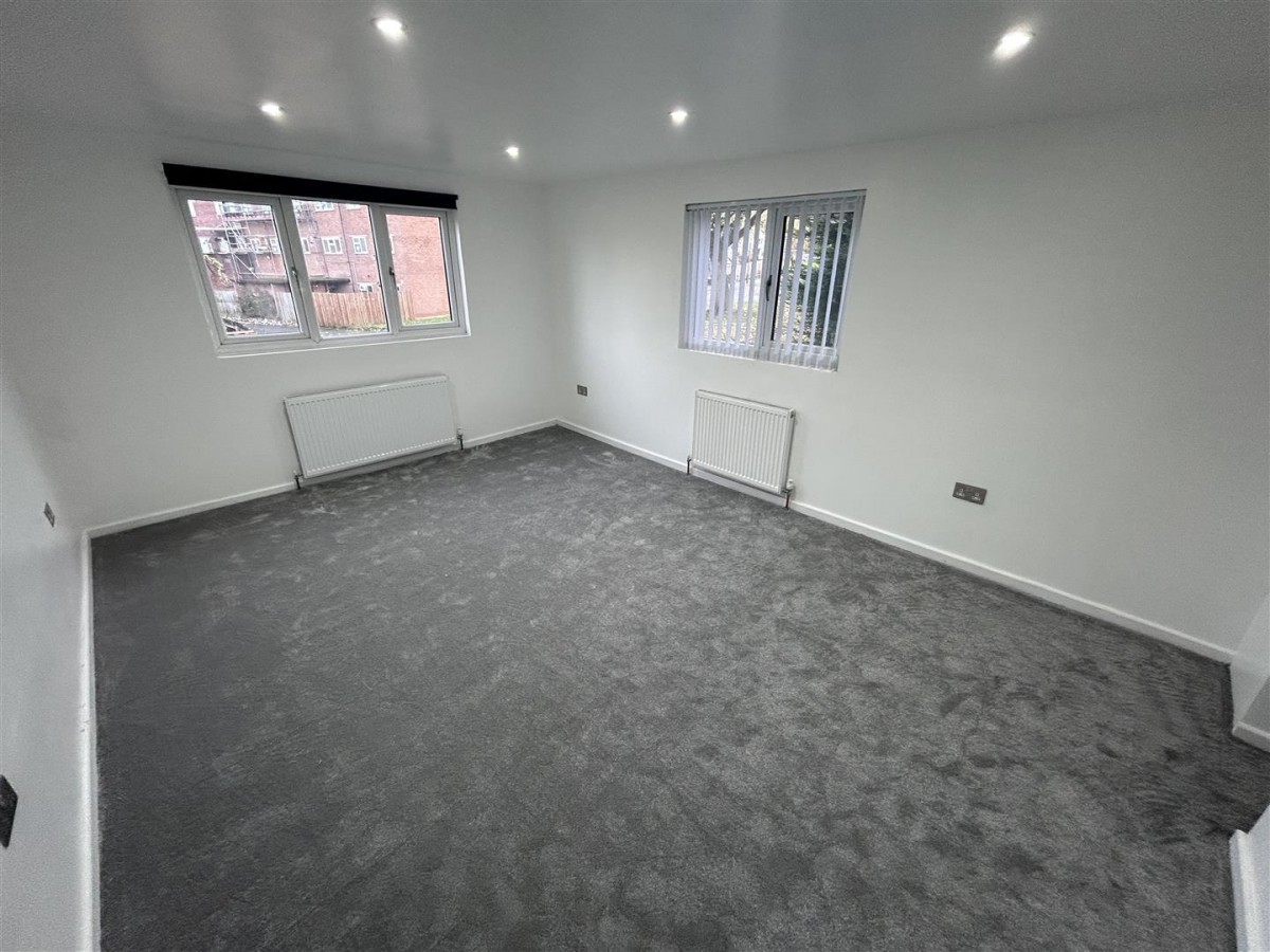 Bredon Avenue, Stourbridge, DY9 7NR