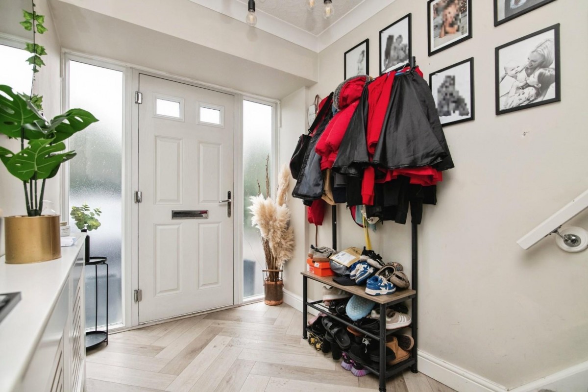 Cotwall End Road, Sedgley