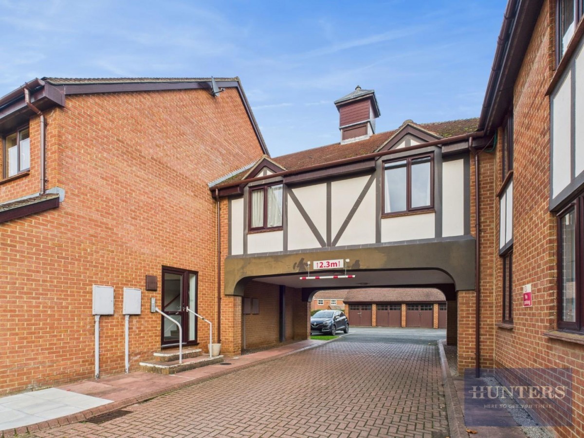 Glebe Farm Court, Up Hatherley, Cheltenham