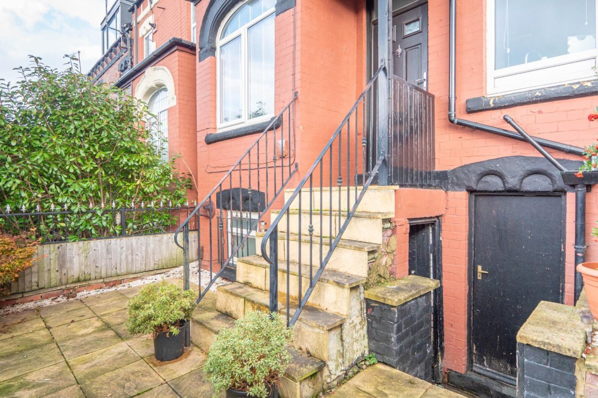 Highfield Avenue, Wortley, LS12