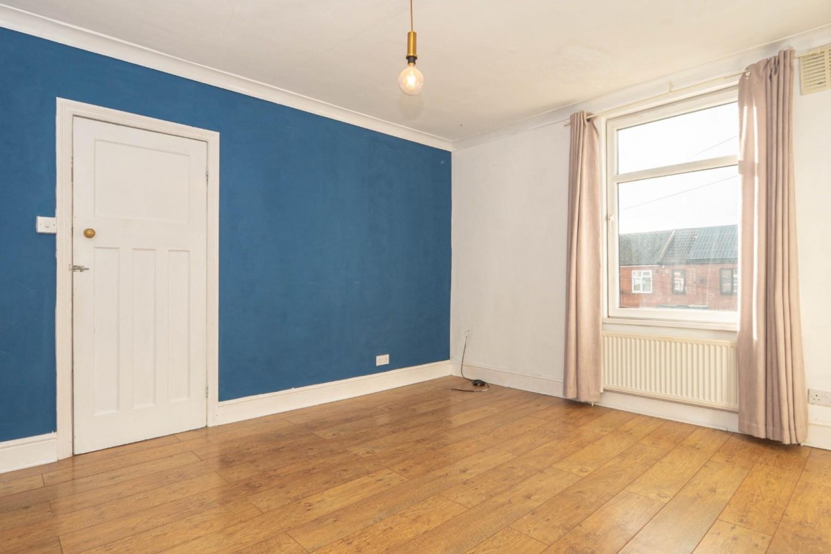 Highfield Avenue, Wortley, LS12