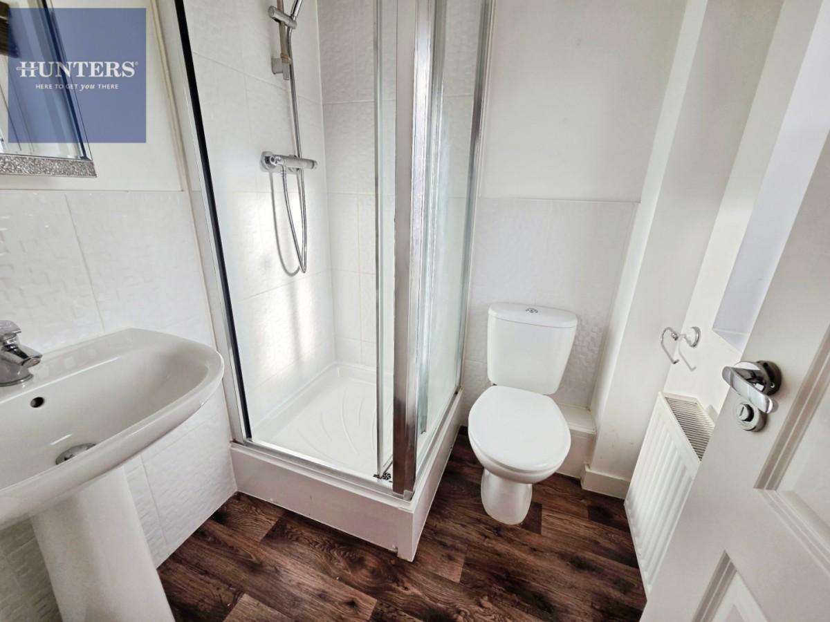 Wood Green, Bridgend