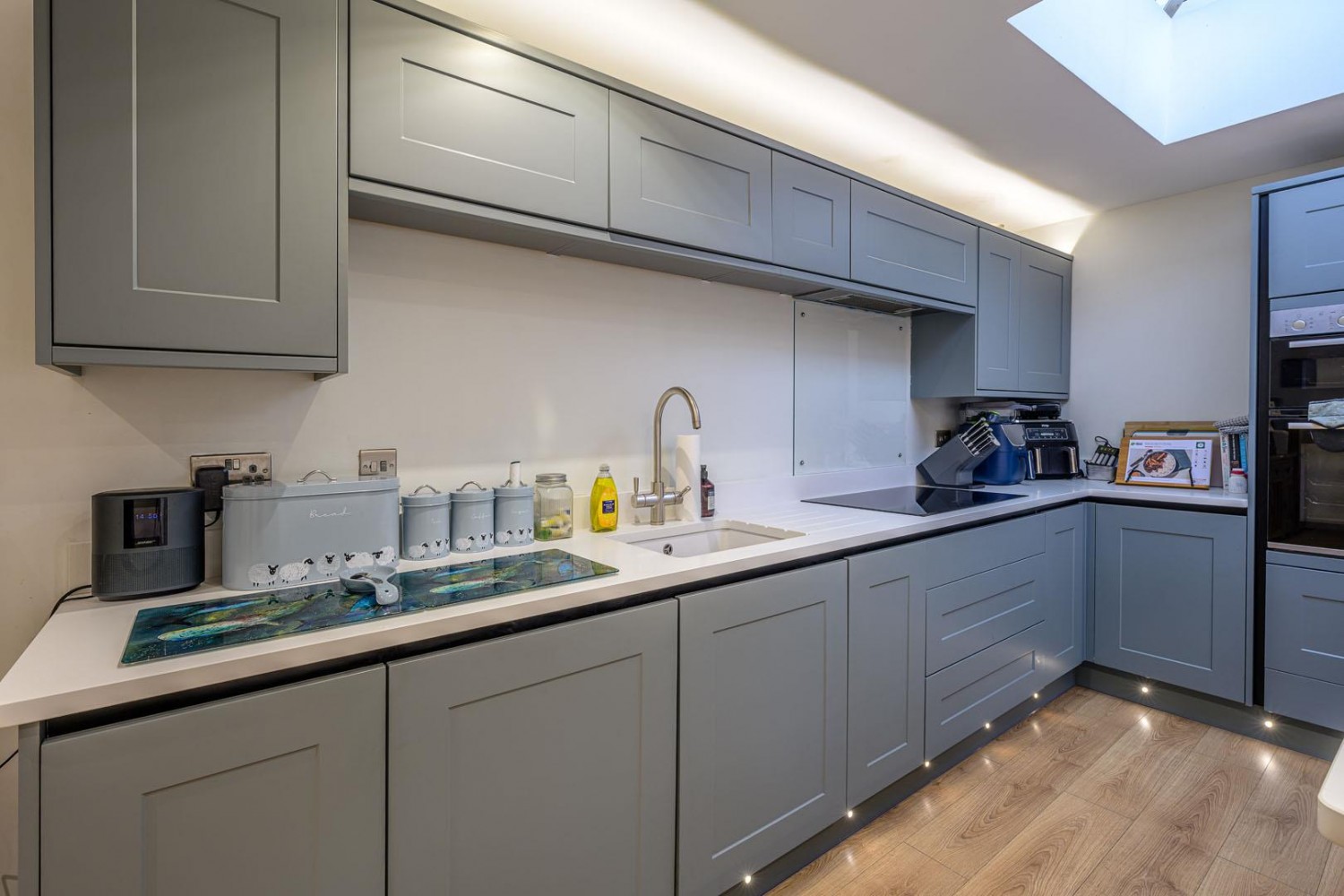 Cross Street, Kingswinford, DY6 9LY