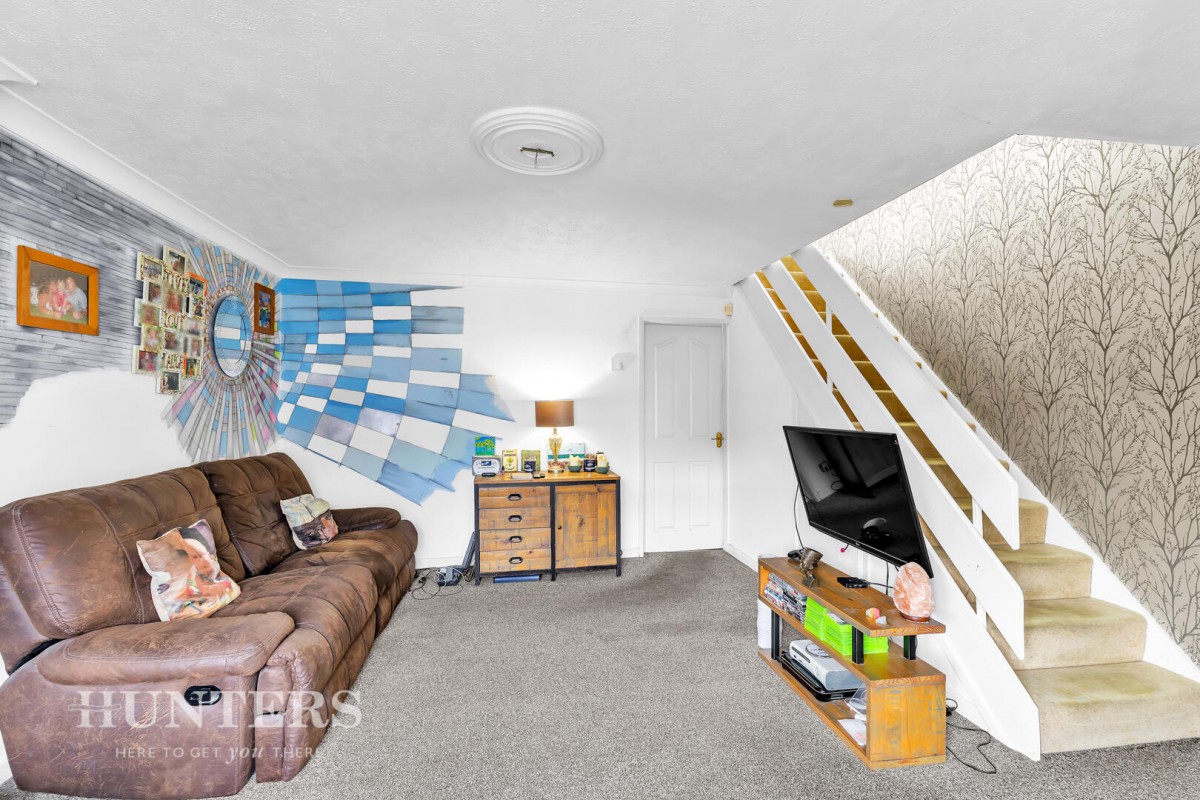 Bealcroft Close, Milnrow OL16 3XD