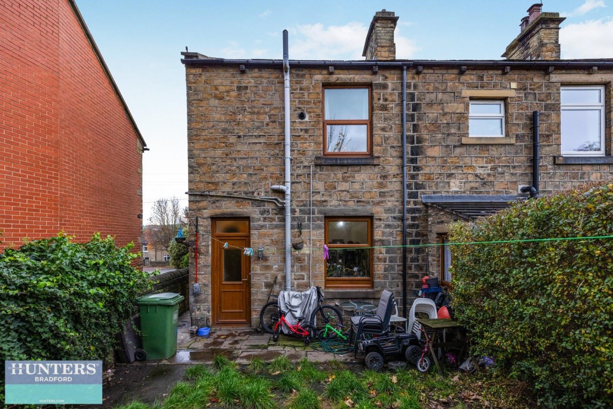 Bradley Road, Huddersfield, West Yorkshire, HD2 1XD