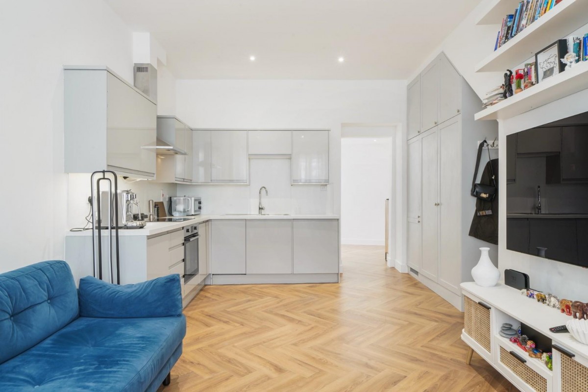 Mount Pleasant Crescent, London, N4