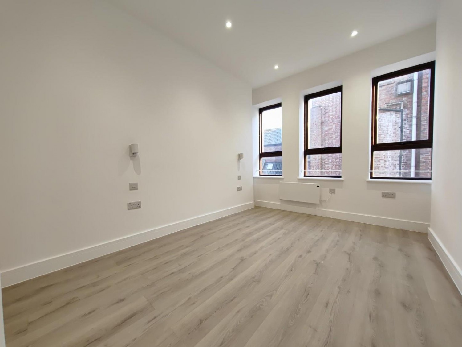 Peach Street, Wokingham