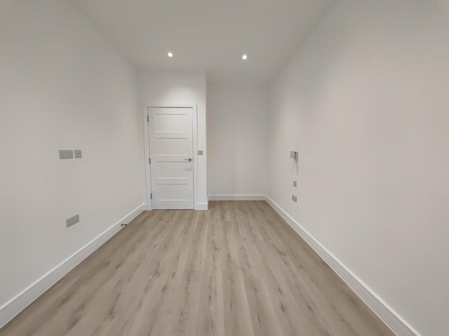 Peach Street, Wokingham