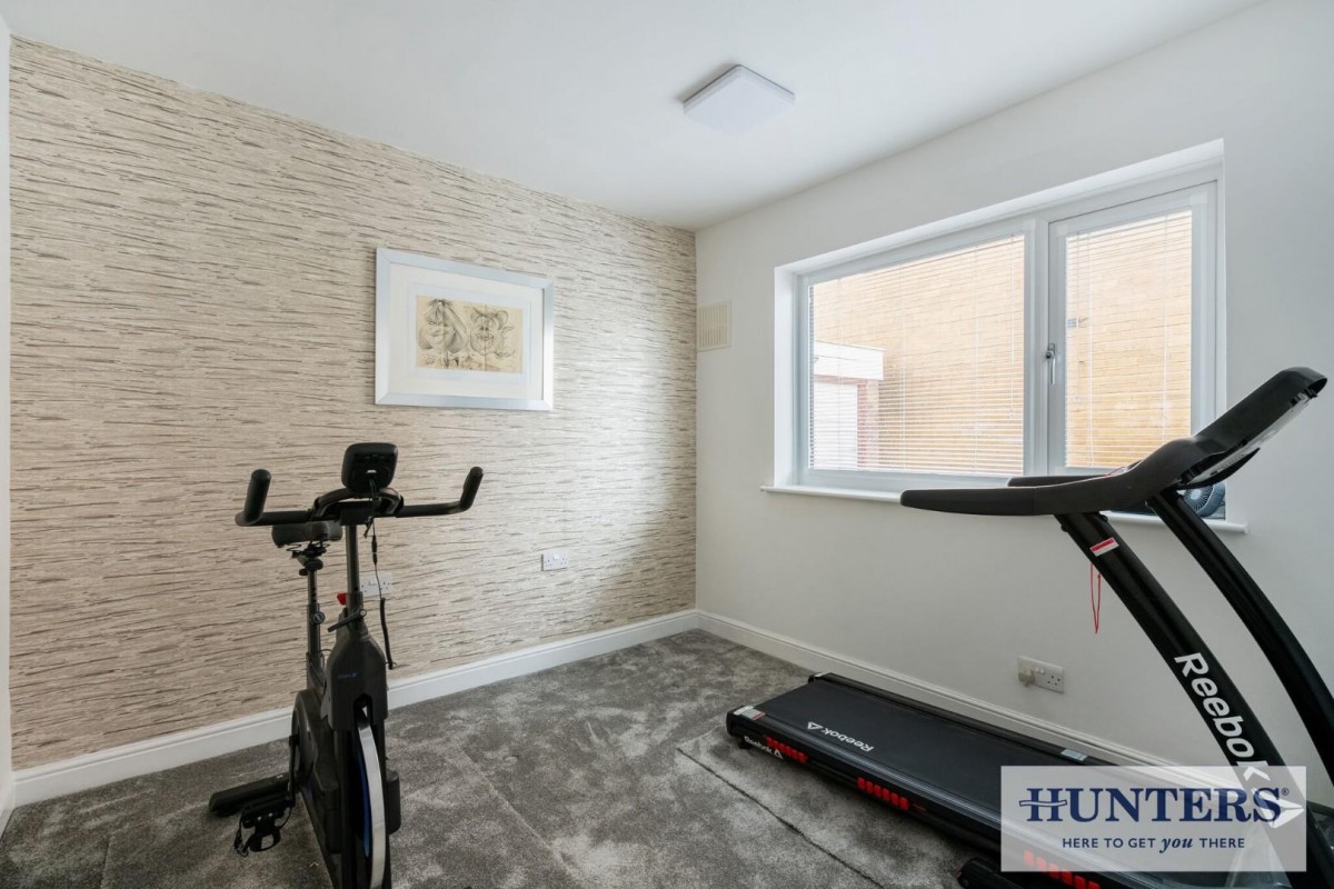 Peasehill Close, Rawdon, Leeds