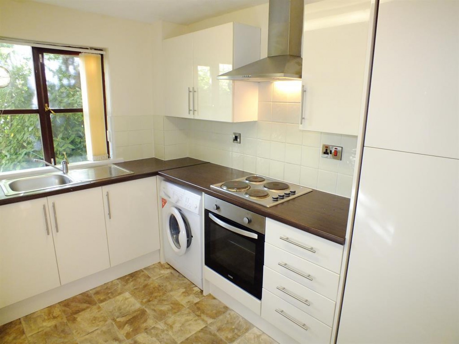 West Park Court, Arncliffe Road, Leeds