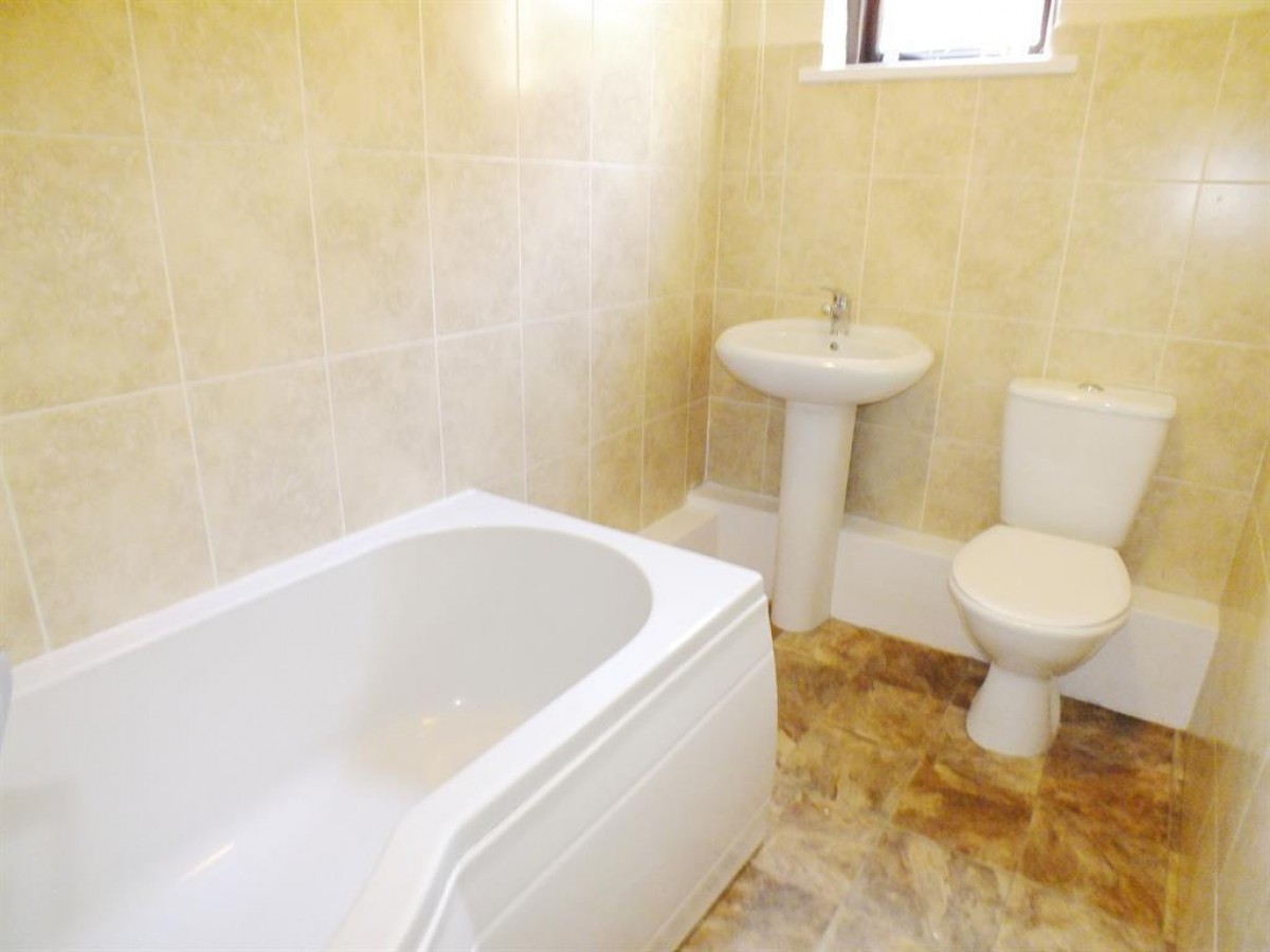 West Park Court, Arncliffe Road, Leeds