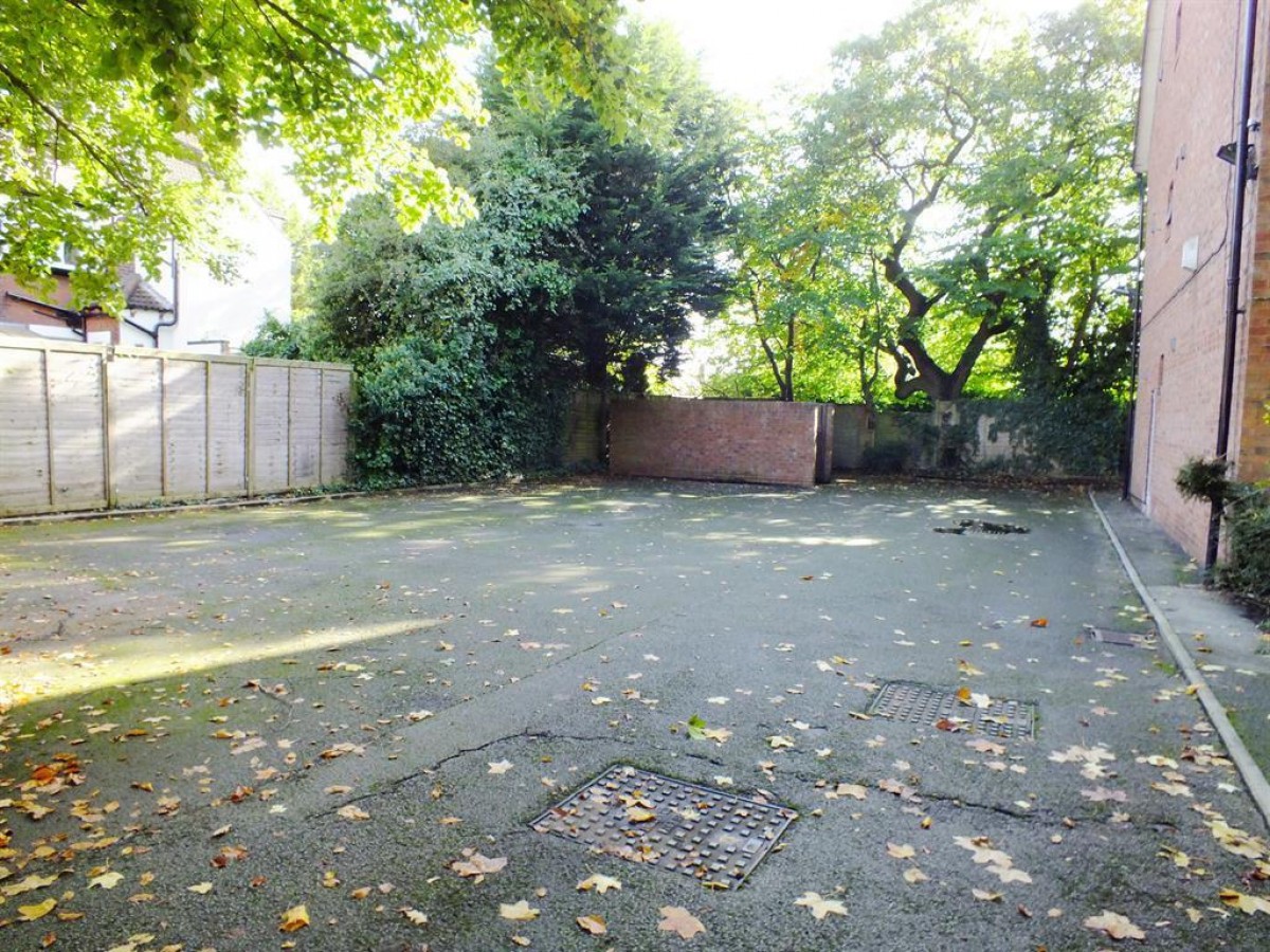 West Park Court, Arncliffe Road, Leeds