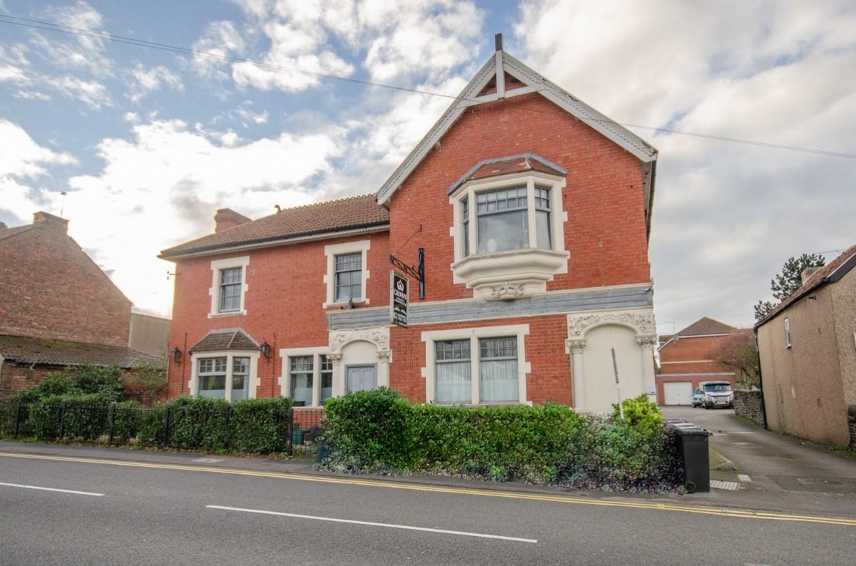 Crown Garden Apartments, Soundwell, Bristol. BS16