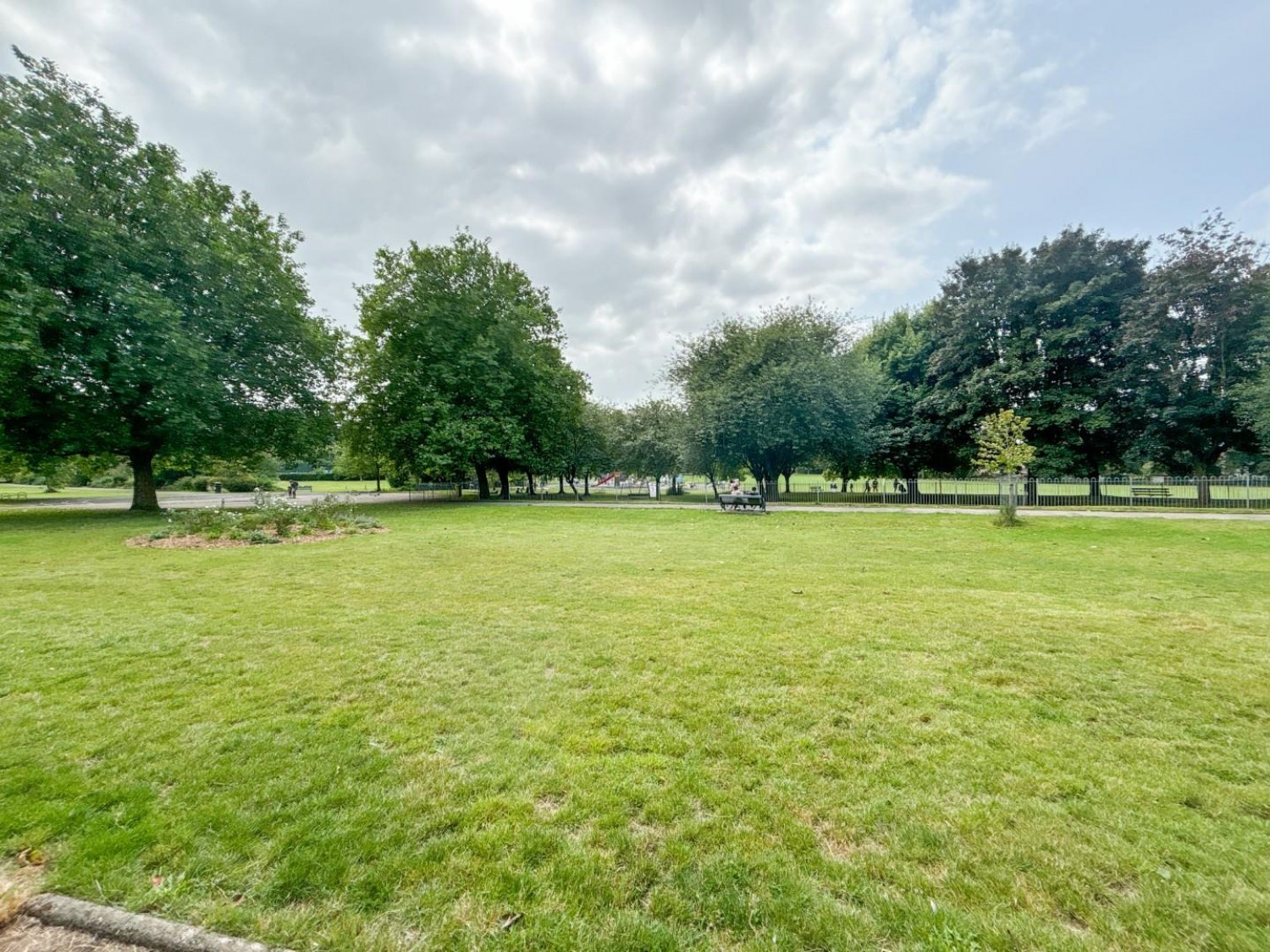 Stoneleigh Crescent, Bristol