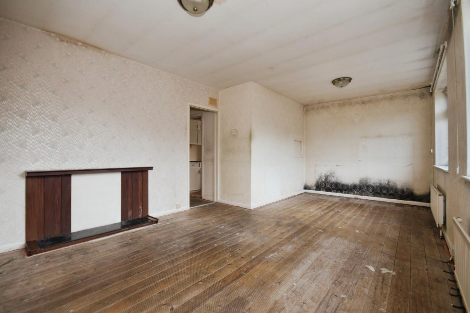 Ling Road, Walton, Chesterfield, S40 3HT