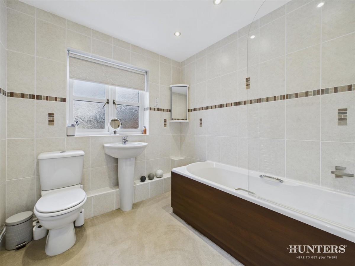 32 Queens Gate, Consett DH8 5FB