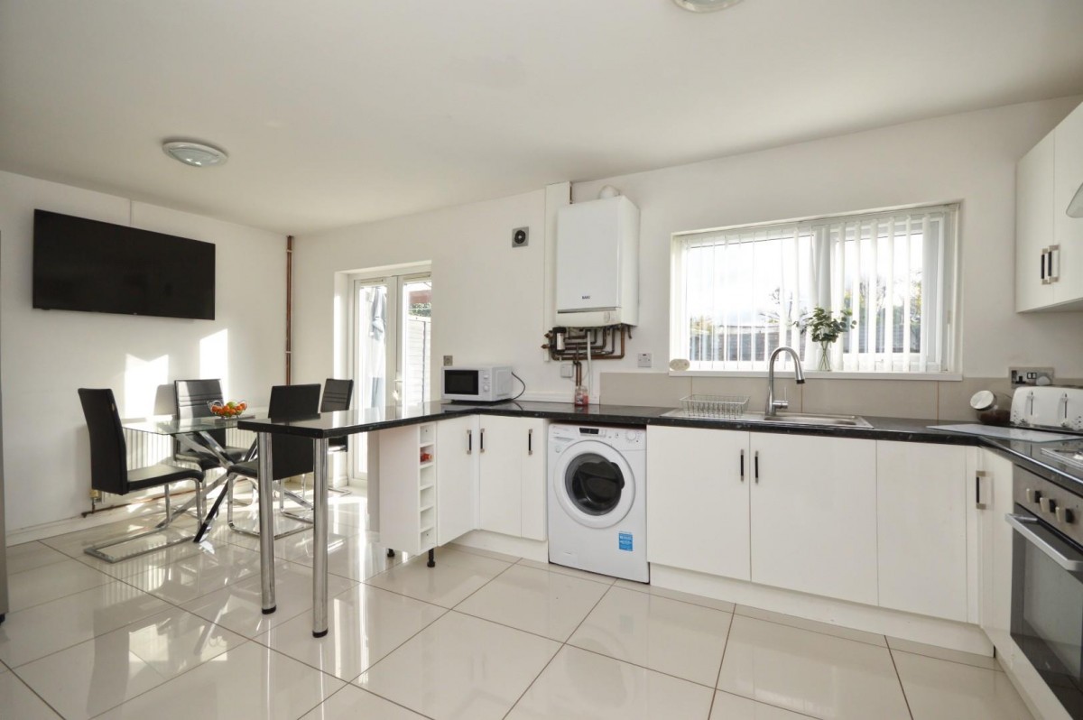 Randolph Avenue, Bristol