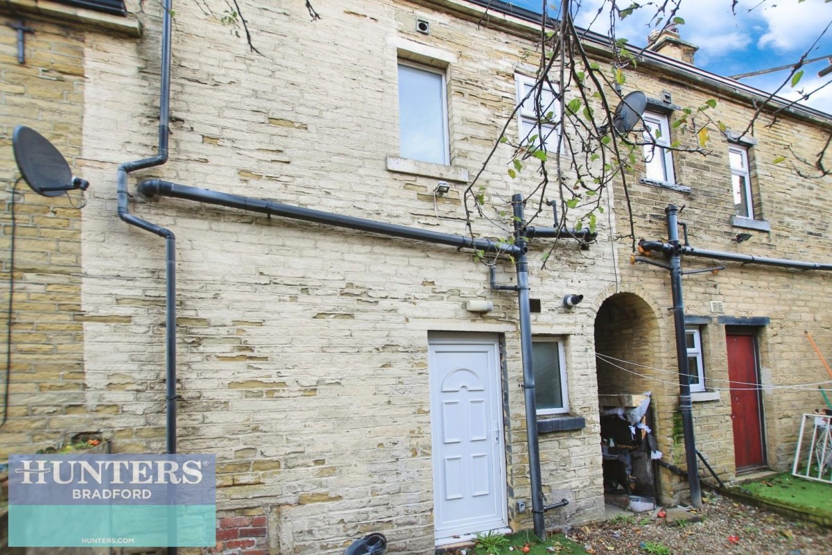 Hart Street Bradford, West Yorkshire, BD7 3HH