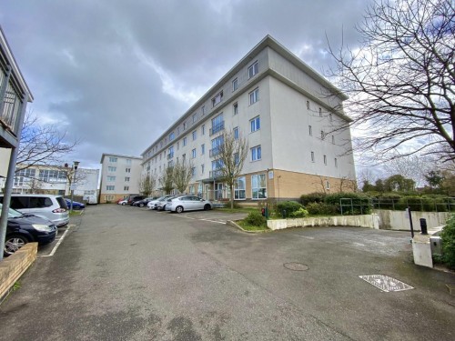 Canalside Gardens, Southall