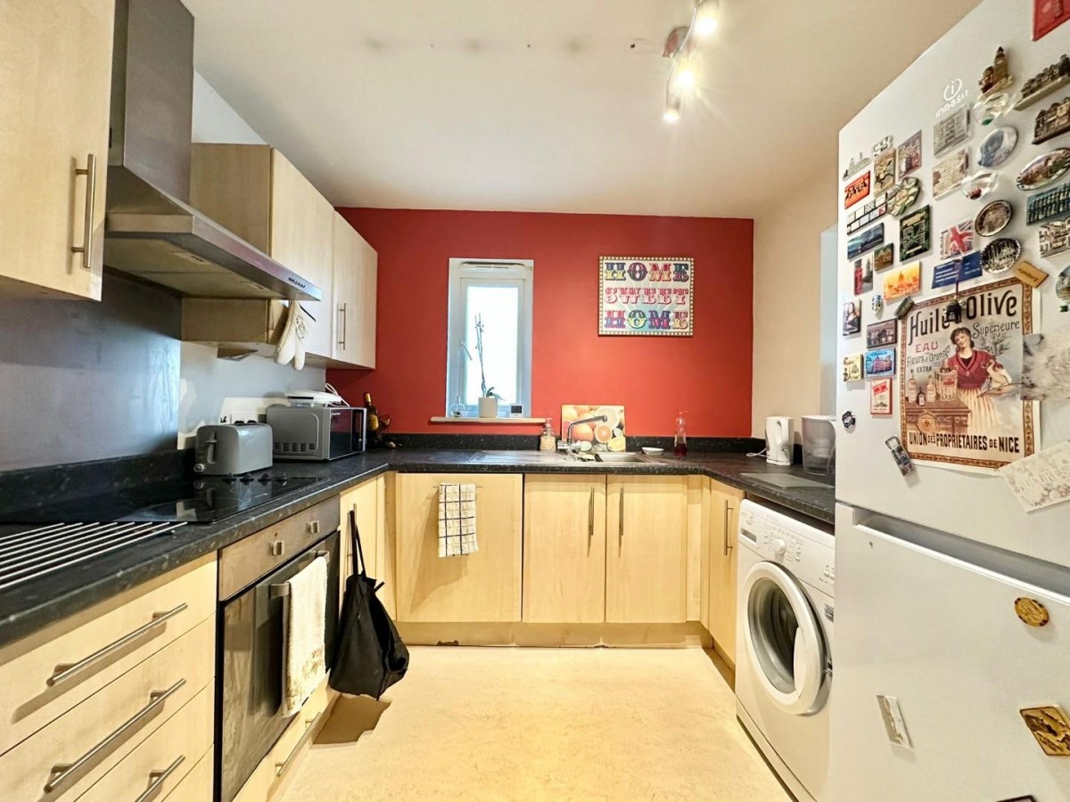 Canalside Gardens, Southall