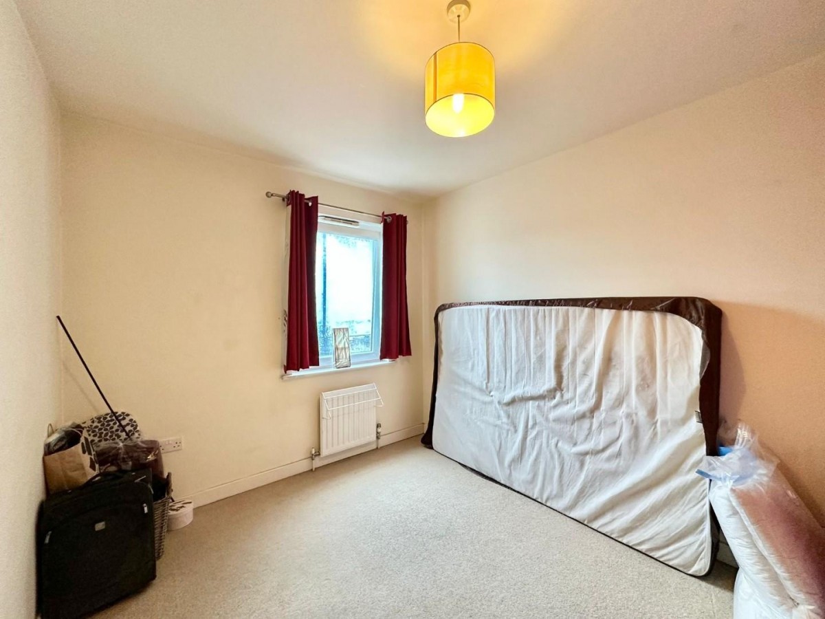 Canalside Gardens, Southall