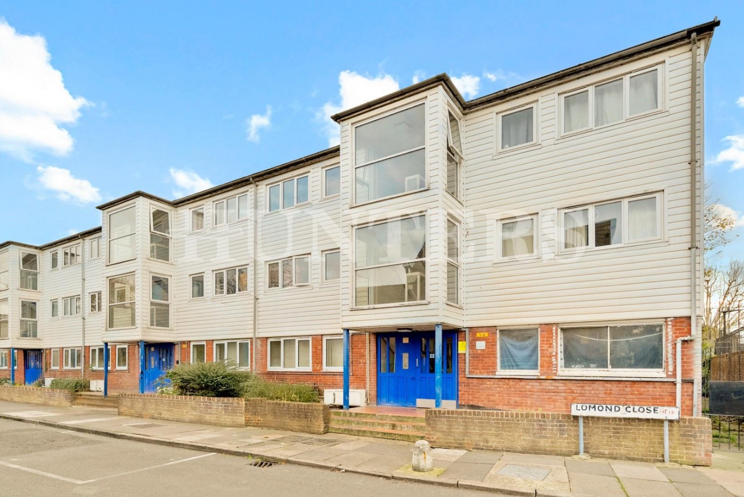 Lomond Close, London, N15