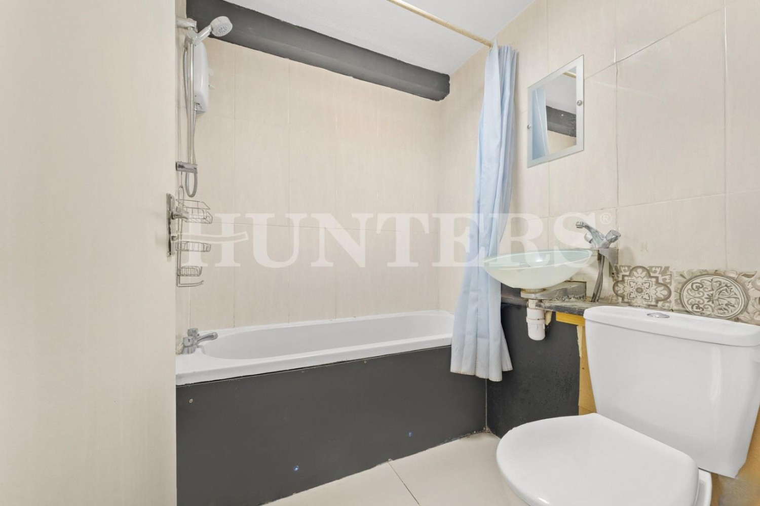 Lomond Close, London, N15