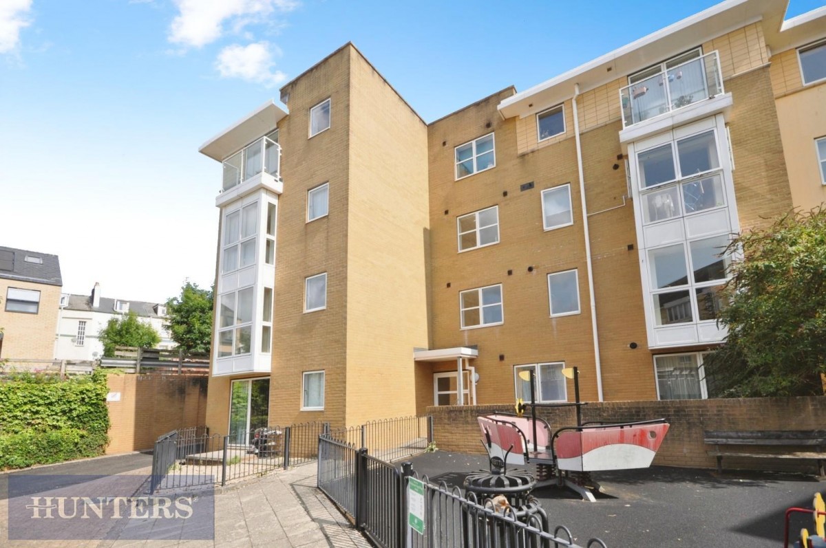 Richmond Court, Exeter