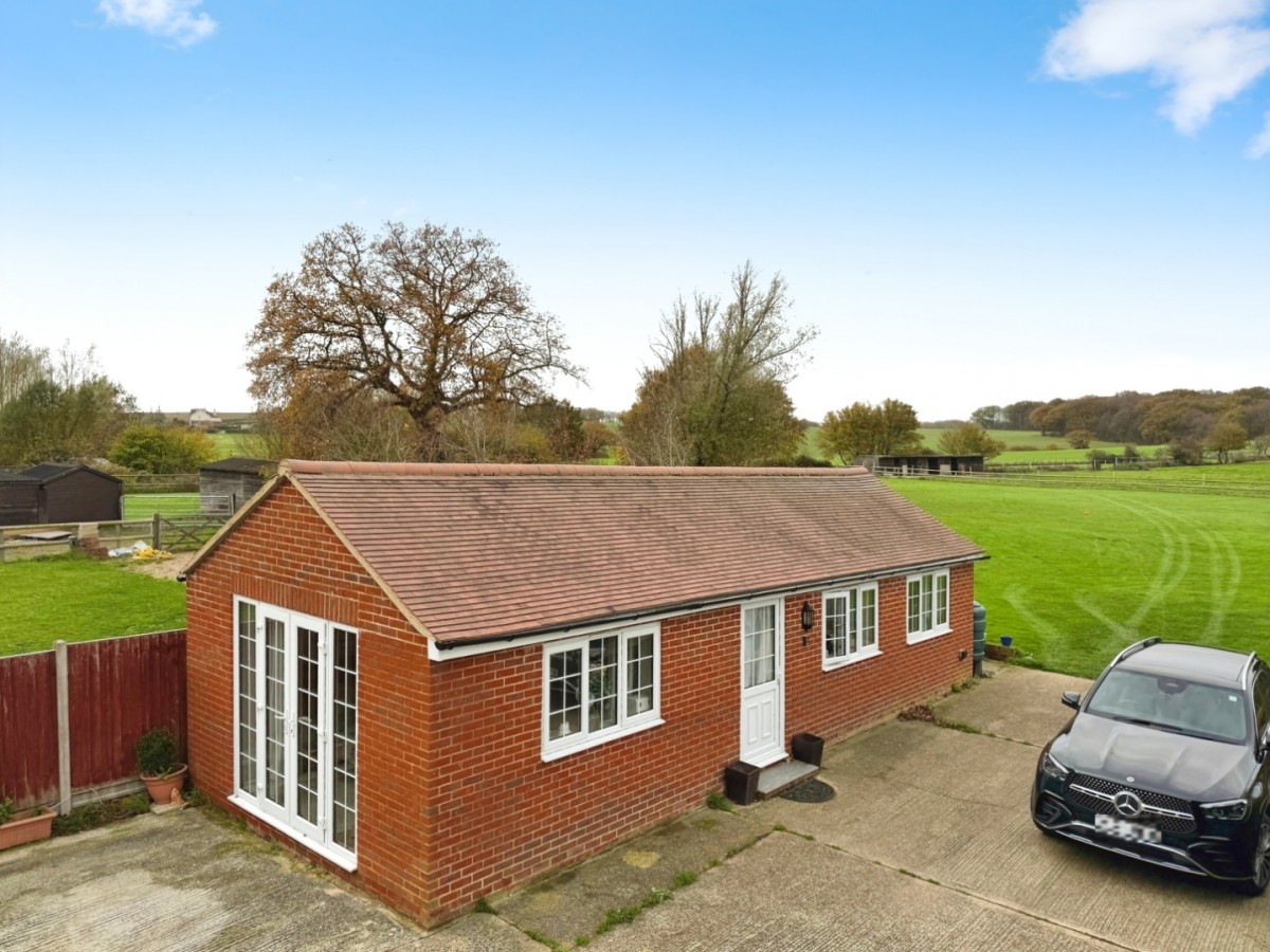 Hamstreet Road, Ruckinge, Ashford