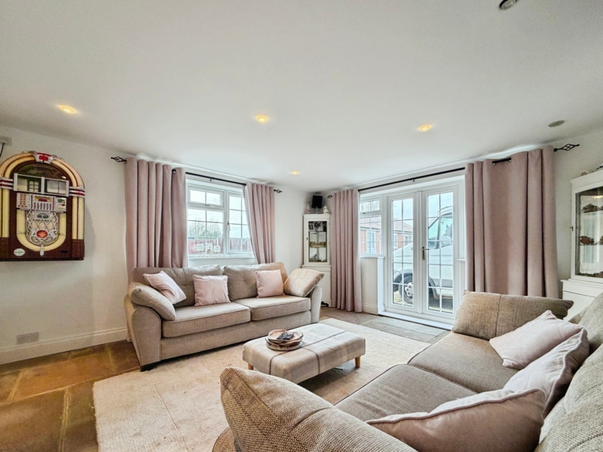 Hamstreet Road, Ruckinge, Ashford