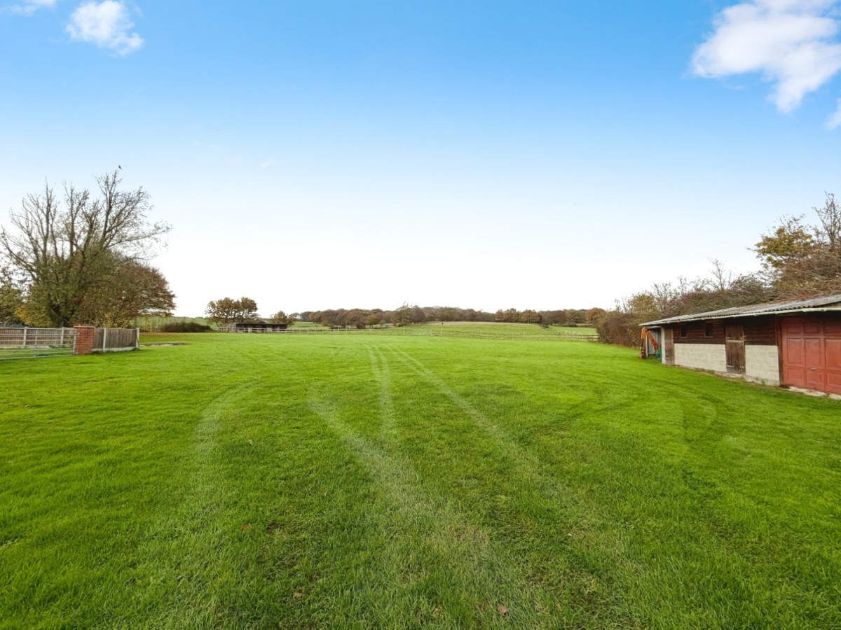 Hamstreet Road, Ruckinge, Ashford